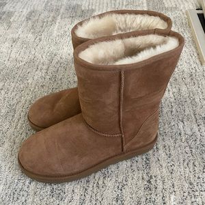 Chestnut Classic Ugg Boots Size 10